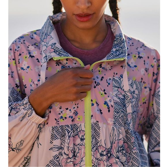 Anthropologie Daily Practice Windbreaker Jacket Pink Floral Print Small - Picture 3 of 11